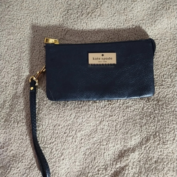 kate spade Handbags - Kate Spade Black Wristlet